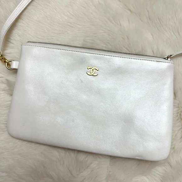 22 Handbag - Picture 13 of 13